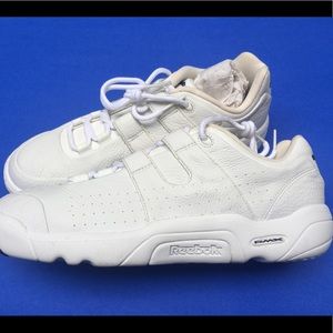 ❗️SOLD Reebok DMX Trainers- Never Been Worn!